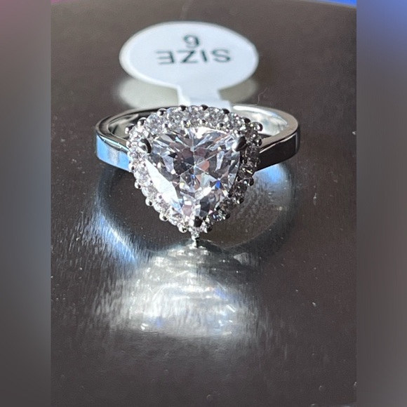 💍 🕯️💍DIAMOND CANDLE RING 🕯️💍🕯️ NWT 💍🕯️💍 - Picture 5 of 16